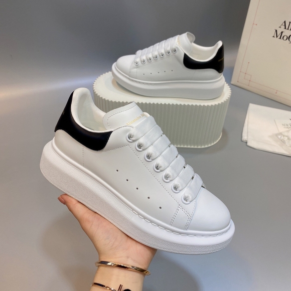 Alexander McQueen Sneakers